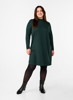 Zizzi FLASH - Långärmad klänning med turtleneck, Scarab, Model image number 2