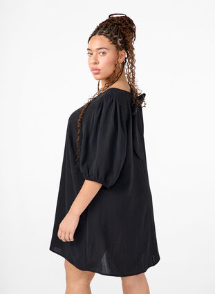 Zizzi Kort klänning med rosett baktill, Black, Model image number 1