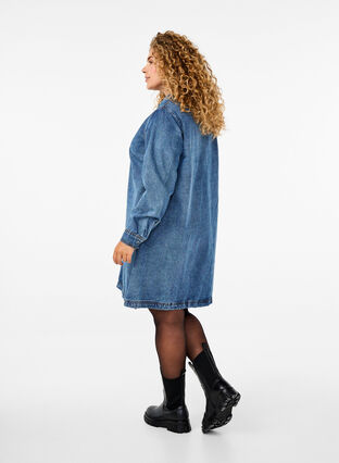 Zizzi Kort denimklänning med A-linjeform och lång ärm, Blue Denim, Model image number 1