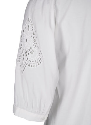 Zizzi Skjortblus med volanger och broderie anglaise, Bright White, Packshot image number 3