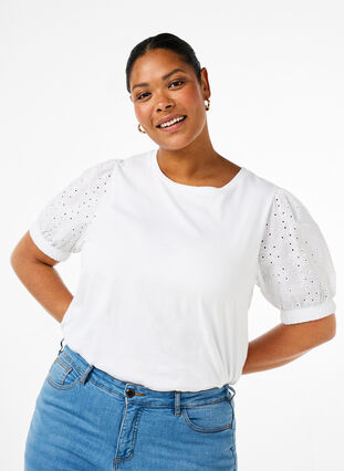 Zizzi Blus i ekologisk bomull med broderie anglaise-ärmar, Bright White, Model image number 0