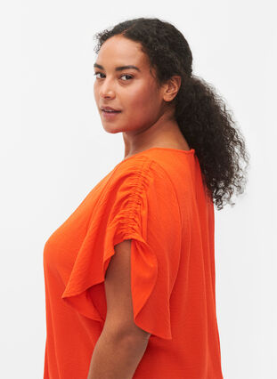 Zizzi Kortärmad blus med rynkor, Orange.com, Model image number 2