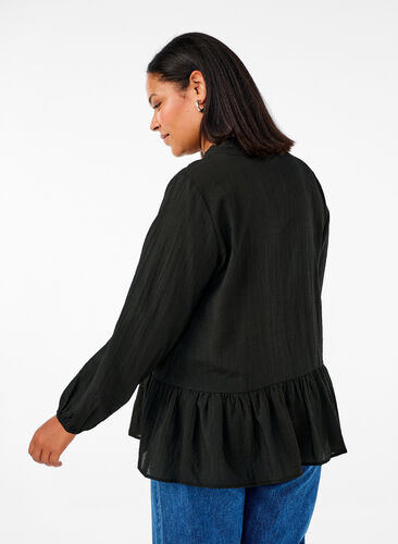 Zizzi Viskosblus med peplum, Black, Model image number 1