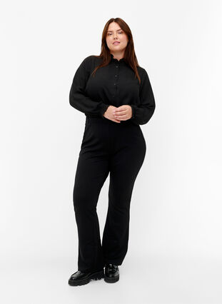 Zizzi Skjortblus med volangdetaljer, Black, Model image number 2