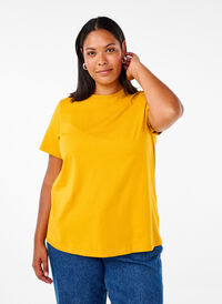 Enkel t-shirt i bomull med rund halsringning, Golden Yellow, Model