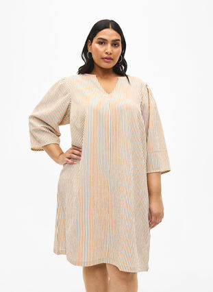 Zizzi Randig klänning med trekvartsärm, Camel Stripe, Model image number 0