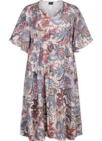 Kortärmad klänning i viskos med paisleymönster
