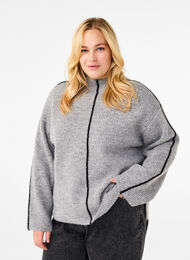 Stickad blus i ull med kontrastfärgade ränder, Medium Grey Melange, Model