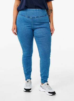 Zizzi Stretchiga jeggings med hög midja, Light Blue, Model image number 2