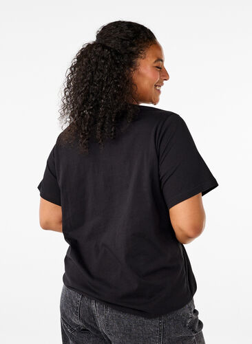 Zizzi T-shirt med rund hals och strasstenar, Black, Model image number 1