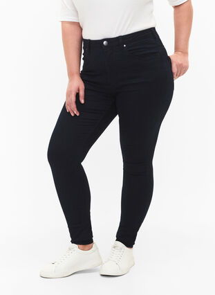 Zizzi Super slim Amy jeans med hög midja, Unwashed, Model image number 2