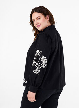 Zizzi Löst sittande bomullsskjorta med broderi, Black, Model image number 1