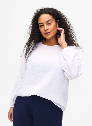 Zizzi Blus i TENCEL™ Modal med broderidetaljer, Bright White, Model image number 0