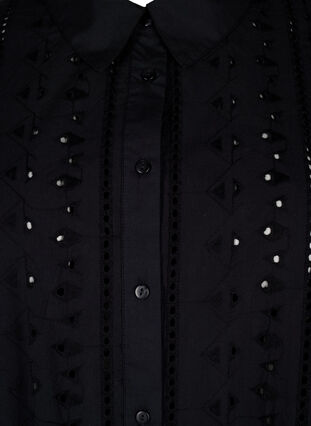 Zizzi Skjortklänning i bomull med broderi anglaise, Black, Packshot image number 2