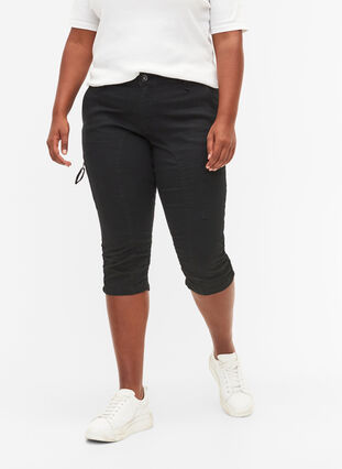 Zizzi Slim fit capri-jeans med fickor, Black, Model image number 3