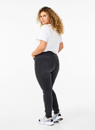 Zizzi Amy jeans med hög midja och super slim fit, Dark Grey Denim, Model image number 1