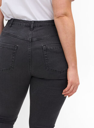 Zizzi Super slim Amy jeans med hög midja, Grey Denim, Model image number 2