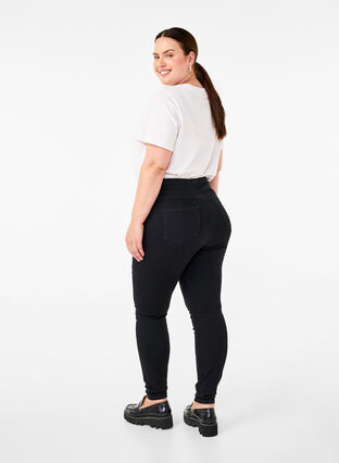 Zizzi Stretchiga jeggings med hög midja, Black, Model image number 1