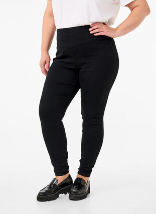 Zizzi Stretchiga jeggings med hög midja, Black, Model image number 2