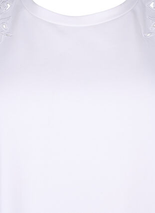 Zizzi T-shirt i ekologisk bomull med broderade detaljer, Bright White, Packshot image number 2