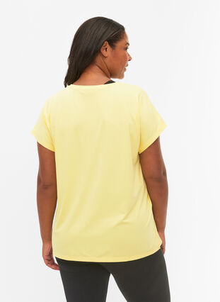 Zizzi Kortärmad t-shirt för träning, Lemon Meringue, Model image number 1