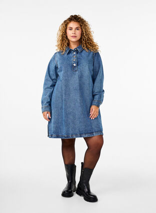 Zizzi Kort denimklänning med A-linjeform och lång ärm, Blue Denim, Model image number 2