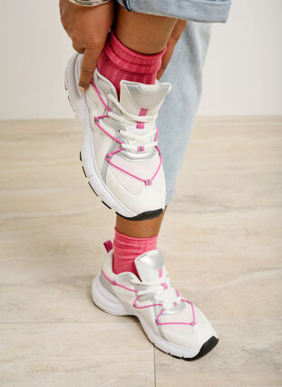 Zizzi Sneakers med vid passform och kontrasterande knytdetaljer, White w. Pink, Image image number 0