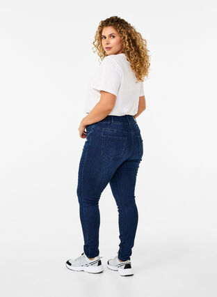 Zizzi Superslimmade Bea-jeans med extra hög midja, Dark Blue, Model image number 1