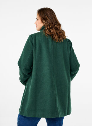 Zizzi Kort trenchcoat med A-linjeform, Trekking Green Mel., Model image number 1