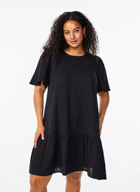 Kortärmad klänning i bomull med a-linjeformad skärning, Black, Model
